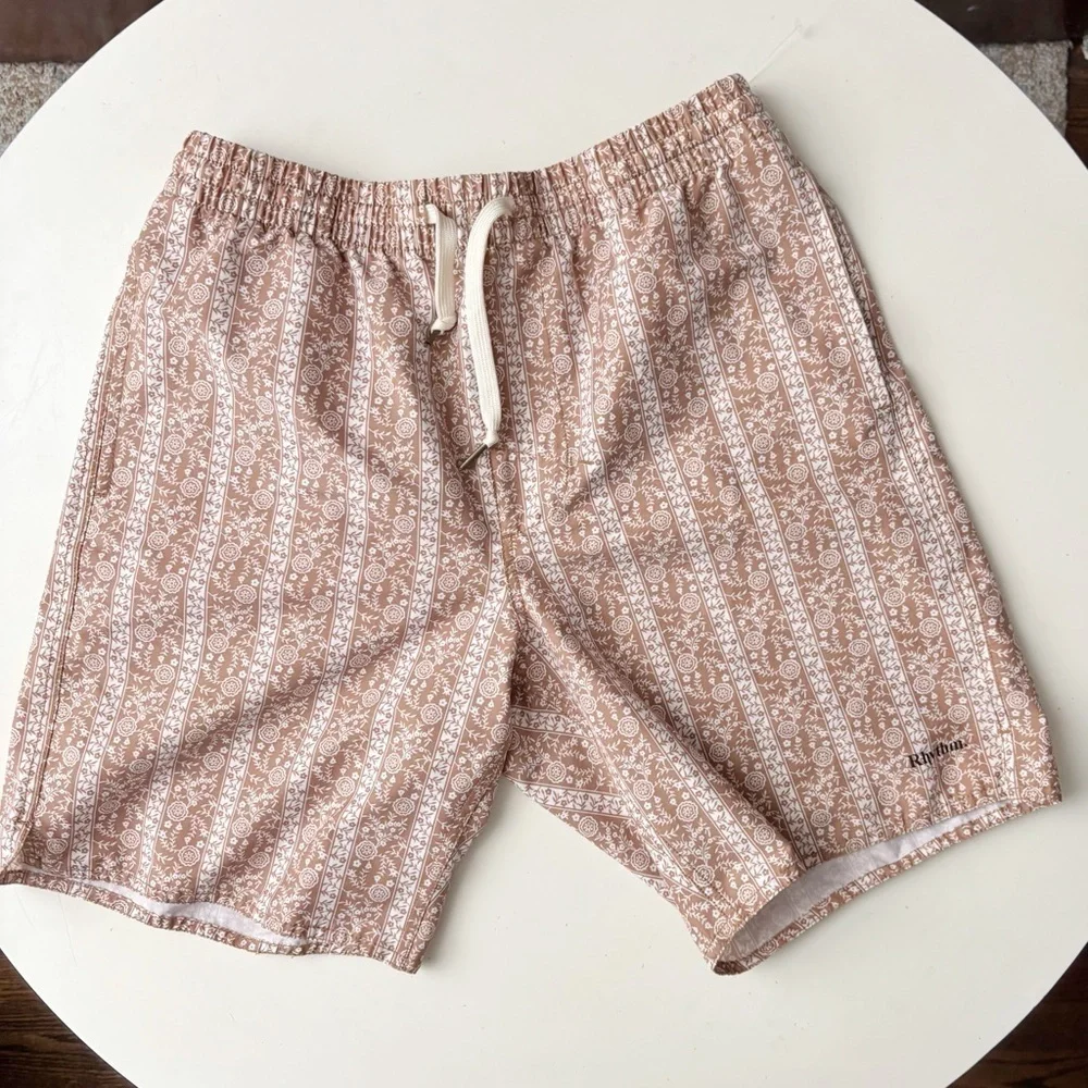 Rhythm Men’s 8” Paisley Swim Trunks Size 33 Unlined